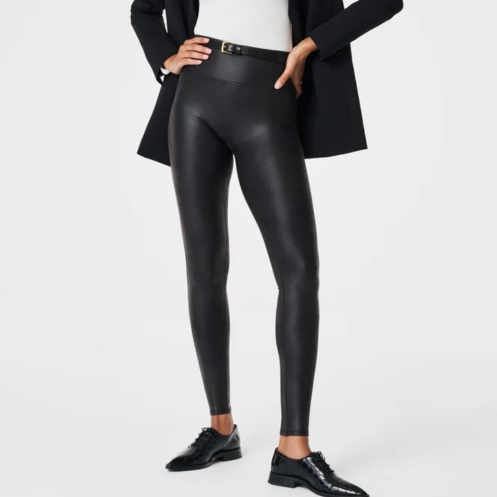 🆕 Spanx Faux Leather Leggings